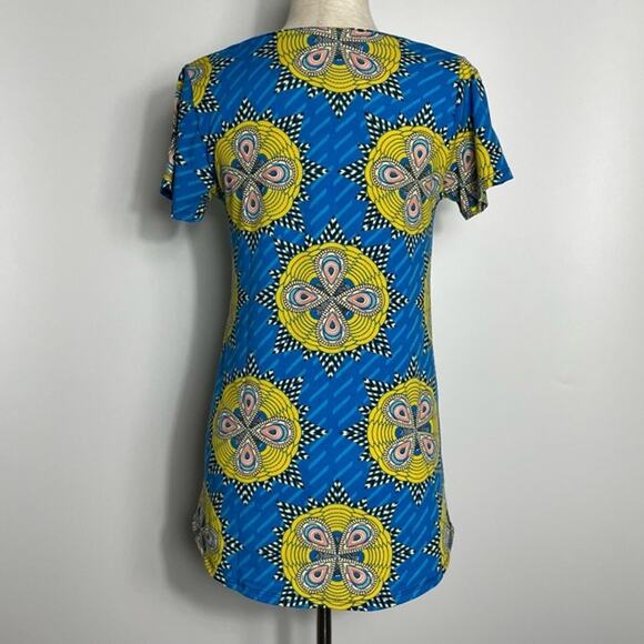 Lularoe Classic T Womens Top Butterfly Abstract Blue Yellow XXS - Picture 5 of 11